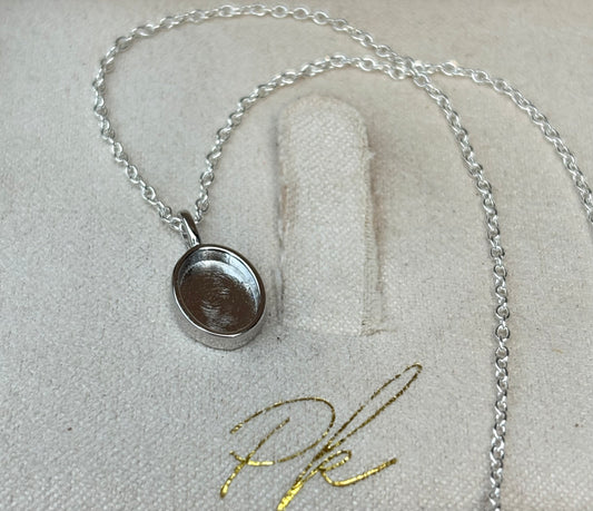 Small Yellow or White Gold Plated Oval (4x6mm) Necklace Pendant + Chain