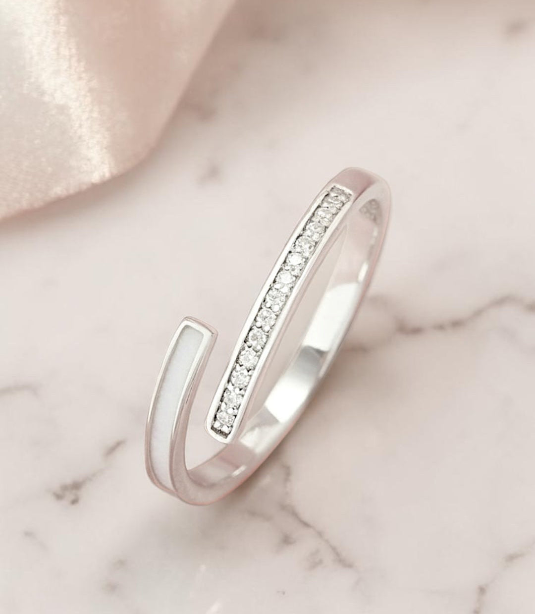 Ribbon Ring (+ Option of Birthstones)