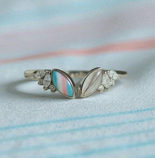 Angel Wing Keepsake Ring (Lock of Hair Example)