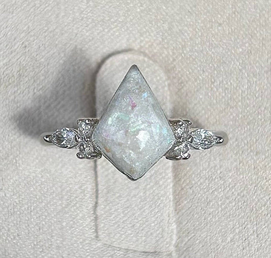 Kite-Cut Ring (Cremation Ashes + Opal Flecks)