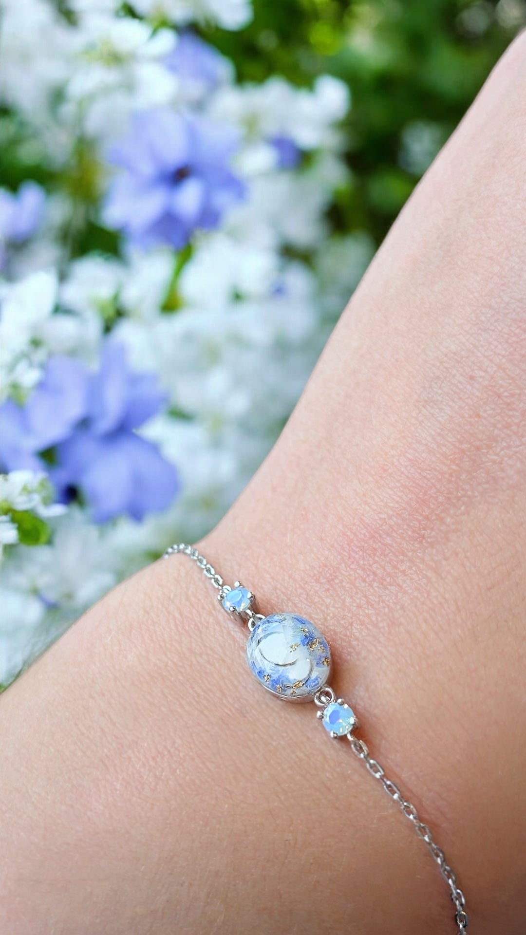 Oval Birthstone Keepsake Bracelet