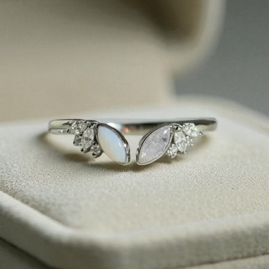 Angel Wing Keepsake Ring (Cremation Example)